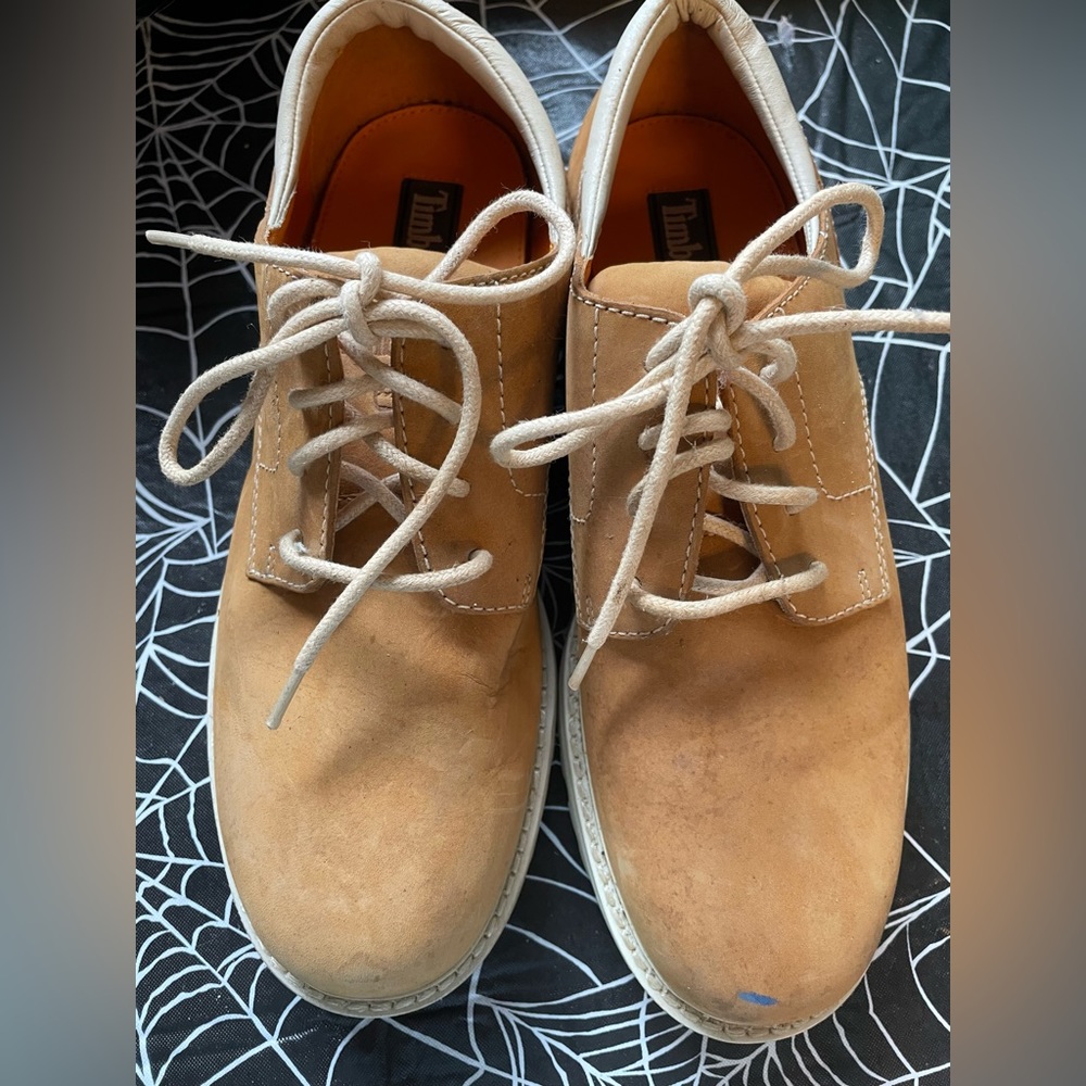 Men’s timberlands low cut shoe size 10
